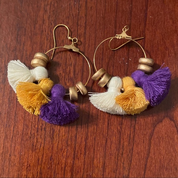 LSU TIGERS EARINGS - Picture 2 of 3